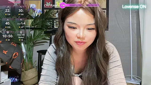 xiaosu22: онлайн-секс-чат