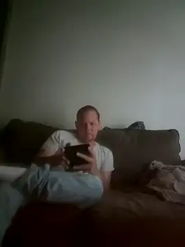 Вебкам-шоу yourMasterisBored