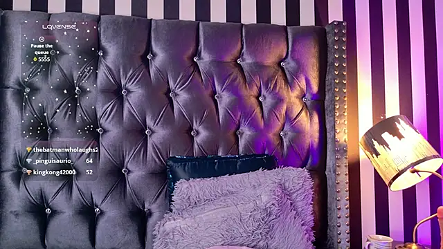 Онлайн чат XXX lara_curly