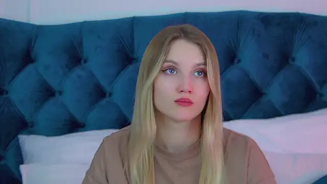 StacyEvances' Live XXX Chat