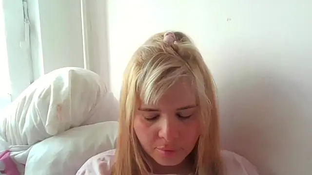 HornyElena – Kamerová šou