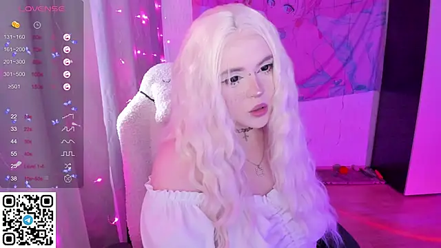 SelenaCute Chat XXX live