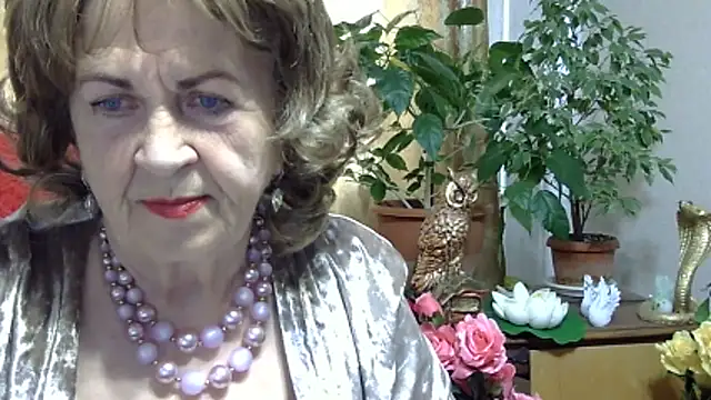 Emma52610's Live XXX Chat