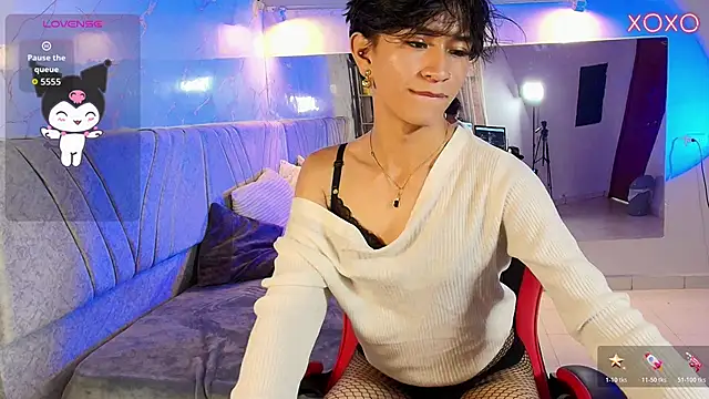 Show modela cococumps na web-kameri