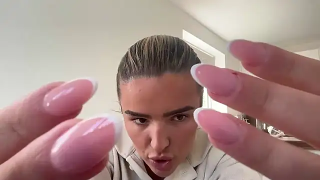 maisiesmithx Chat XXX in diretta