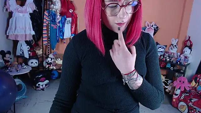 MissMiia2's Live XXX Chat