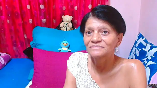 Czat XXX na żywo – SLUTTYROXY