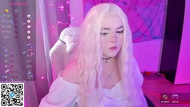 Chat +18 de SelenaCute ao vivo