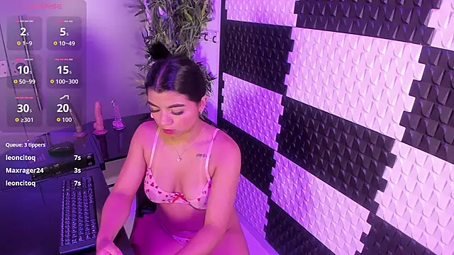 AlinaMorris live XXX chat