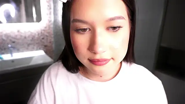 SaraSwartz's Live XXX Chat