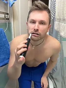 XXX chat uživo modela MartinBrandon