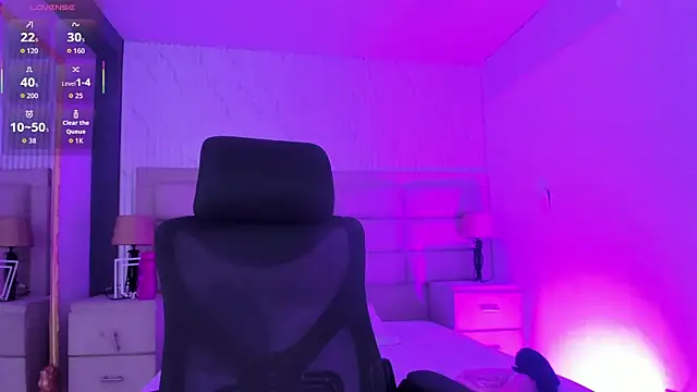 CarolineFyre's Live XXX Chat