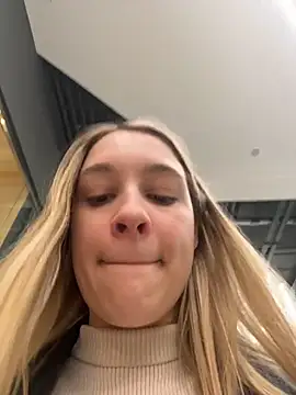 SashaCatt's Live XXX Chat