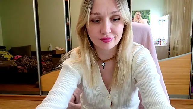 Hotty_Evochka's Live XXX Chat