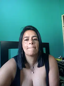 lucianamorochaのウェブカメラショー