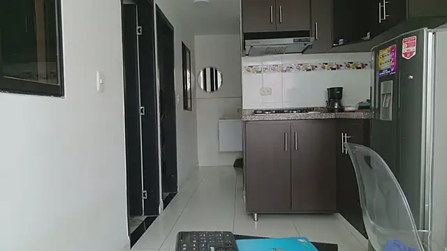 grey___27 Webcam Show