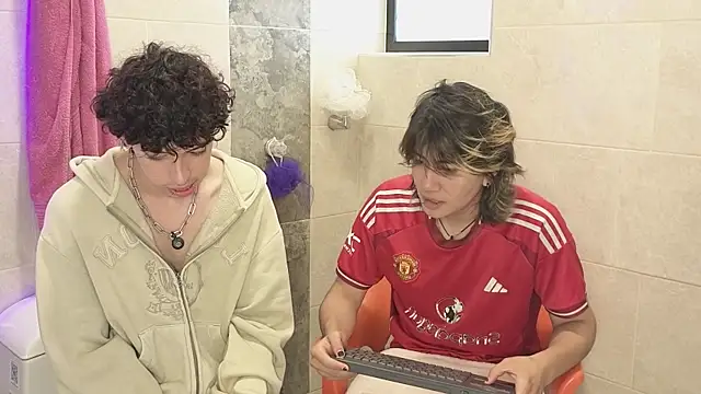 Noah_blackwoodのウェブカメラショー