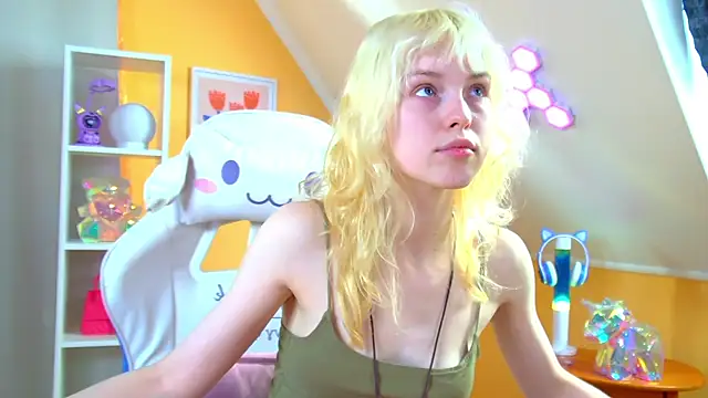 XXX chat uživo modela HannahHollis