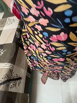 Punjabi_coupless' Live XXX Chat