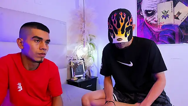 Pertunjukan Kamera Web your_d0ll1