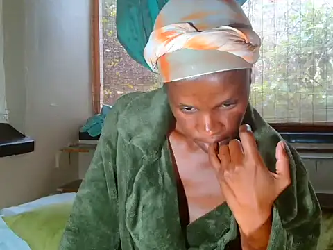 CaramelCandyxx Show in webcam