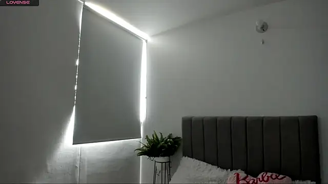 sophie_connors élő XXX-chatje