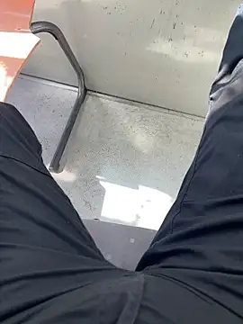 XXX chat uživo modela Parisiensexre