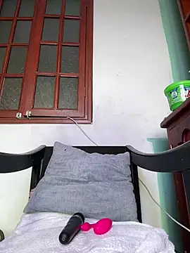 دردشة AlisSon__hot الجنسية المباشرة