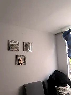 paola091 webcam show