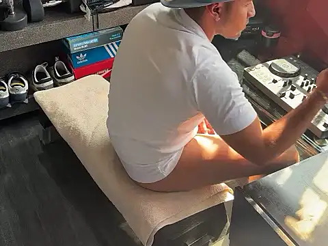 Bbydaddy_0 Webcam show