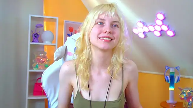 Онлайн чат XXX HannahHollis