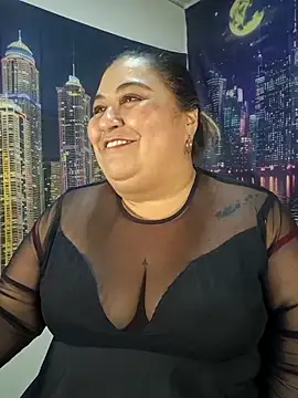 curvy_diva_ Chat XXX in diretta