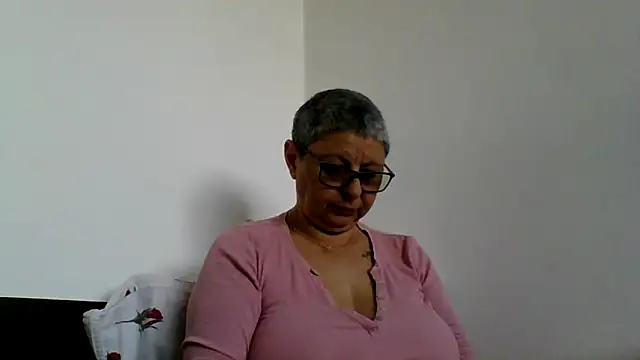 roseblak42's Live XXX Chat