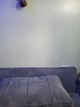 Africanversatile: вебкам-шоу