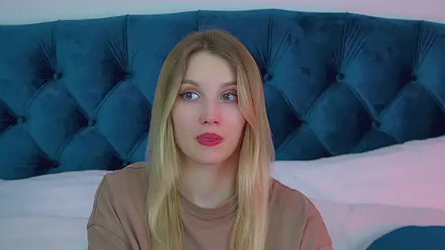 StacyEvances' Live XXX Chat