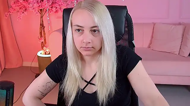 CarolMoor's Live XXX Chat