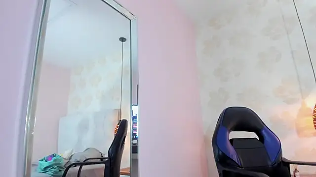 TATILARSON2's Live XXX Chat