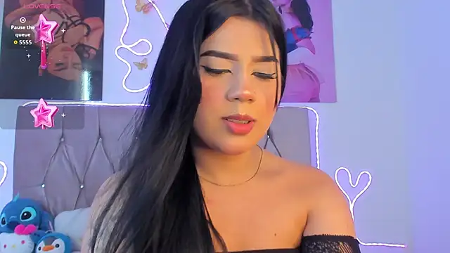 Ashley_piinkk_ – Kamerová šou