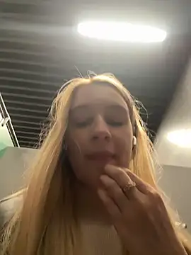 دردشة SashaCatt الجنسية المباشرة