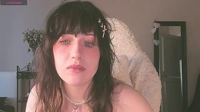 دردشة sheeny_shy الجنسية المباشرة