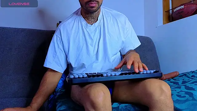 عرض كام tomas_smith1