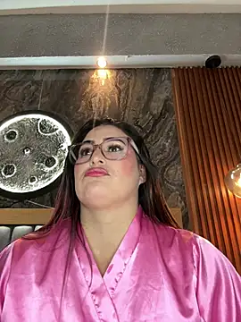 Онлайн чат XXX BellaPeers_