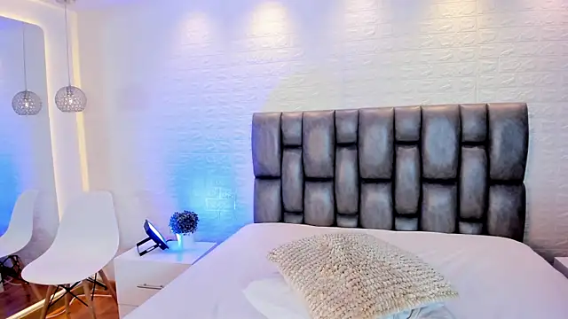 Chatroom XXX en direct de AidaJones