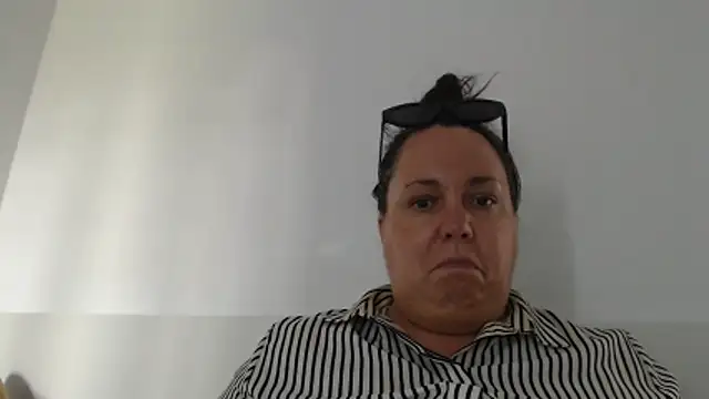 WendyRhoades live XXX chat