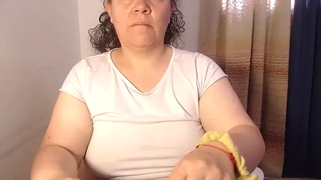 Chat XXX ao vivo de agathamiller01