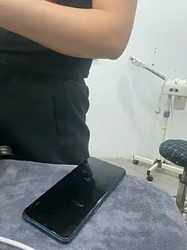 Ivy_Trix2's Live XXX Chat