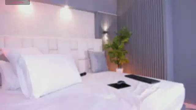 Chatroom XXX en direct de ValeriaGarcia