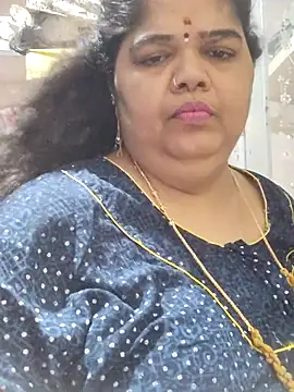 tamilthanushri 网络视讯表演