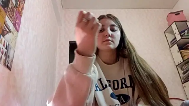 JanineThielman Adlı Modelin Canlı XXX Sohbeti