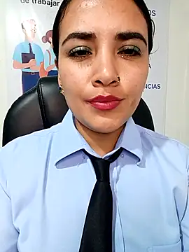 MAYE__13 Adlı Modelin Web Kamerası Şovu